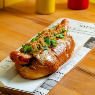 Hot dog z kiełbaską koszalińską