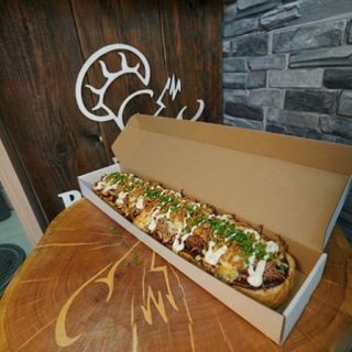 Zapiekanka z szarpaną wieprzowiną