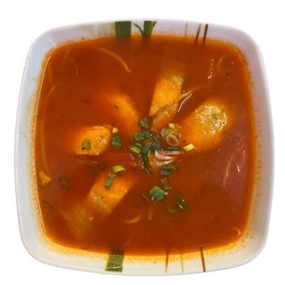 Zupa rybna z łososiem