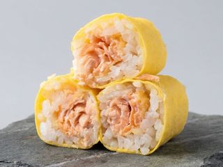 Soy Hosomaki Tempura Salmon