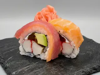 California Roll Salmon-Tuna