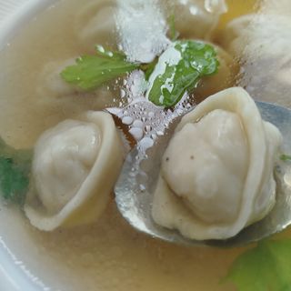 Rosół z pielmieni wieprzowe 350 mł 4 szt 