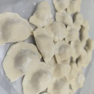 Pierogi z ziemniakami i wątróbką 300 g 20-23 szt