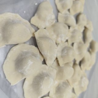 Pierogi z ziemniakami i wątróbką 300 g 20-23 szt