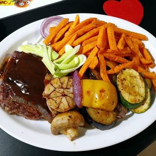 Stek wołowy antrykot w zestawie