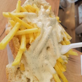 17. FRYTKI W BUŁCE TURECKIEJ