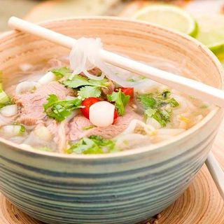 Zupa PHO z kurczakiem 0,5l