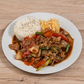 Wieprzowina z pieczarkami