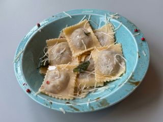 Ravioli z gęsiną 10szt