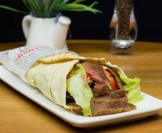 Kebab Rollo mieszany mięso z wołowiny i kurczaka