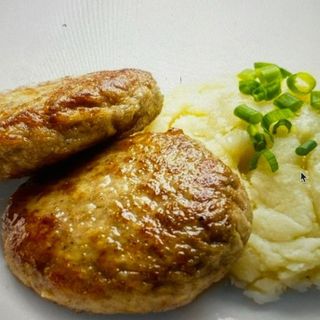 KOTLET RYBNY Z ZIEMNIAKAMI 400 gr.