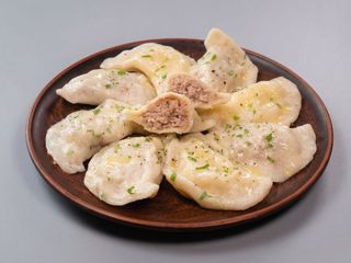 Pierogi z mięsem 12 szt.