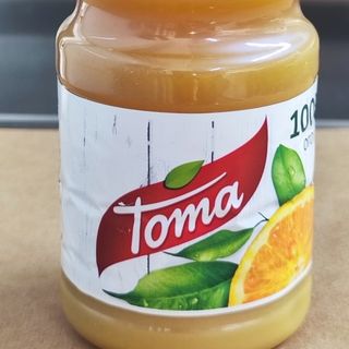 Sok Toma pomarańcz