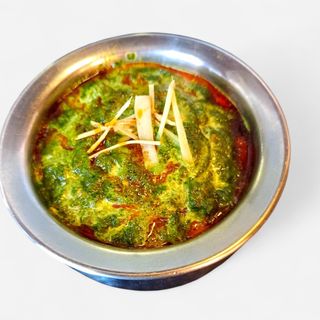 CHICKEN PALAK 