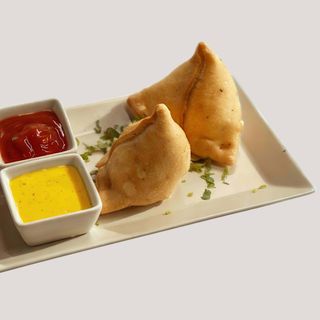 CHICKEN SAMOSA