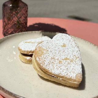 Wegańskie serduszko różane