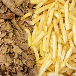 Döner na talerzu Mięso i Frytki