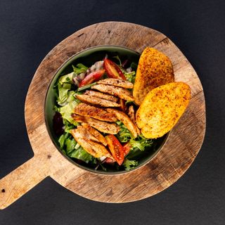 Sałatka Grillowany kurczak 