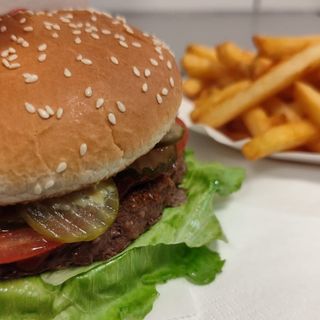 Hamburger w zestawie