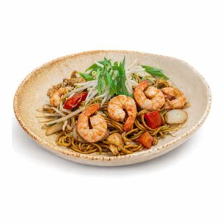 Makaron chow mein z krewetkami 8szt.