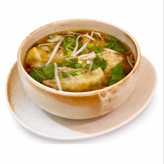 Zupa Wonton z pierożkami