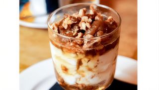 Jogurt me meli