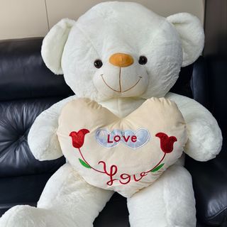 Miś pluszowy gigant