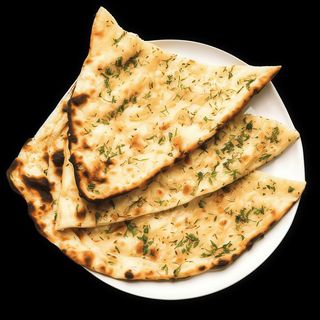 GARLIC NAAN