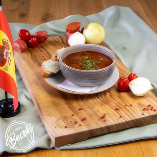 Hiszpańska zupa cebulowa