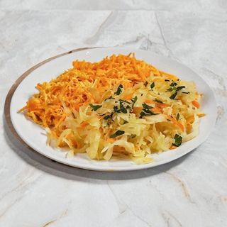 Surówka z kapusty  150 gr