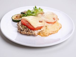 Pierś z kurczaka grillowana z pomidorem i serem 140g(KETO)