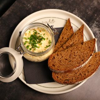 Przystawka serowo-czosnkowa