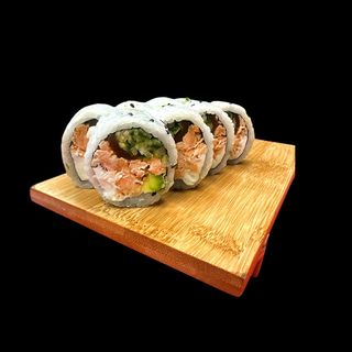 Uramaki grillowany łosoś 8 szt.