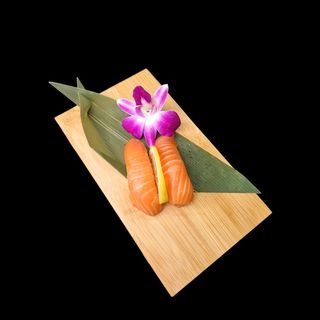Nigiri Łosoś 2 szt
