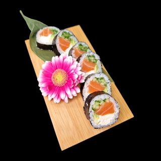 Futomaki Philadelphia łosoś 6 szt.