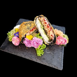 Sushi Burger z pieczonym łososiem