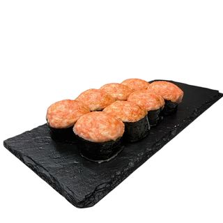 Hot roll z pastą z tuńczyka (8 szt.)