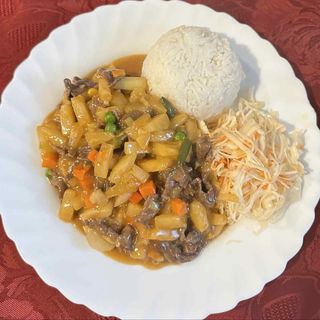 Wołowina z ananasem