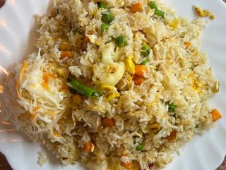 Ryż smażony z warzywami