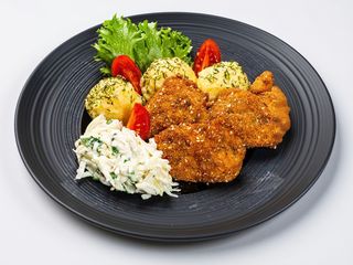 Filet z kurczaka panierowany, ziemniaki puree, dodatek