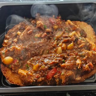 Placki Ziemniaczane z Gulaszem