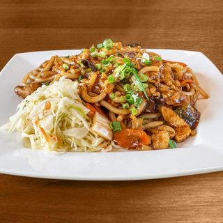 Makaron z wieprzowiną