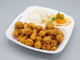 Kurczak w cieście sezamowym