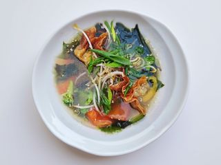 Zupa won ton z kurczakiem 650 ml