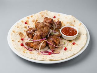 Szaszłyk Ormiański z lawaszem 