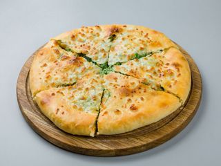 Chaczapuri ze szpinakiem 