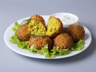 Falafel z frytkami