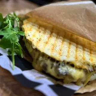 Tost z kurczakiem