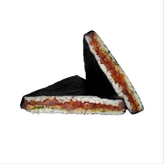 Sushi kanapka Onigirazu z tuńczykiem