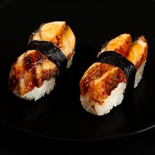 Nigiri z węgorzem 